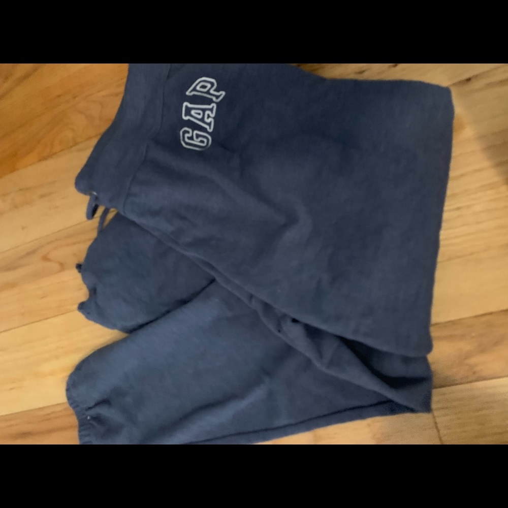 GAP sweatpants